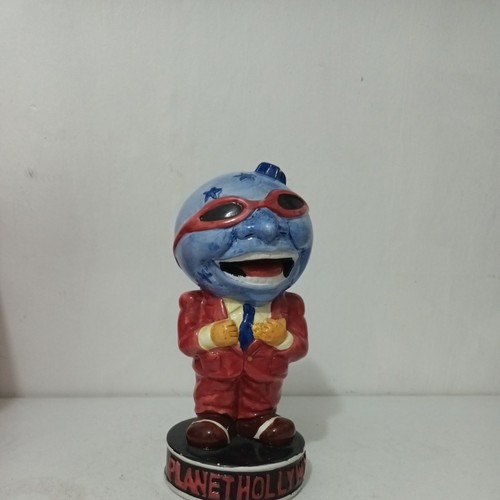 Planet hollywood man globe - mr,