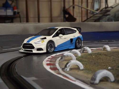 2016 ford focus - ford,