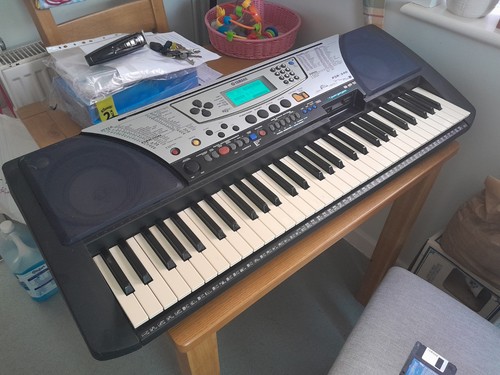 Yamaha psr 340 keyboard in - yamaha,