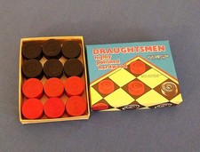 VINTAGE DRAUGHTS SET, SPEARS