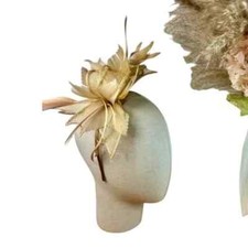 Ladies Feather Fascinator