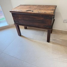 Large Antique Oak Chest – Handcrafted, can be used With or Without Legs