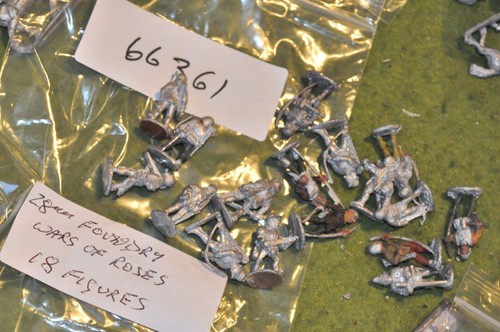 28mm medieval castings - /,