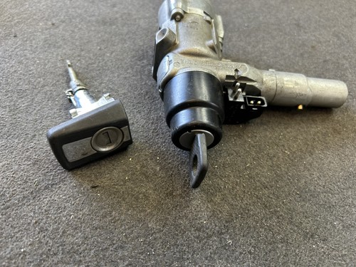 Mercedes w124 key lock - mercedes,