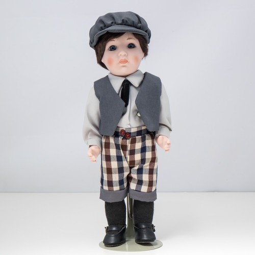 Porcelain news boy - porcelain,