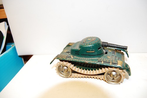 Vintage arnold metal tank - vintage,