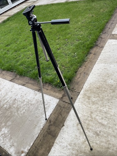 Plus vintage camera - tripod,