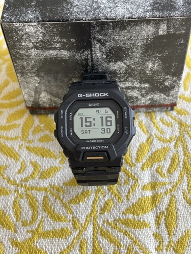 Casio shock squad gbd 200 - casio, g-shock