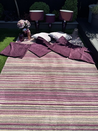 Plum rug and accessories - and,