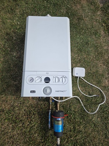 Ideal instinct2 30kw - 30kw, combi