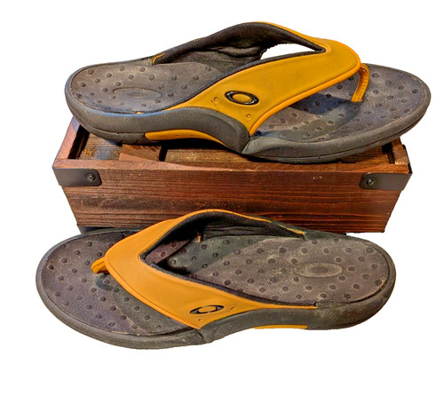Men oakley flip flops black - men's,
