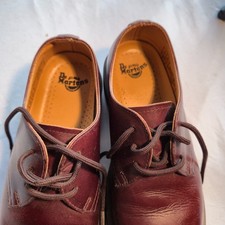 dr martens size 5 shoes