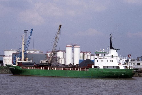 Sq2155 dredger - -,