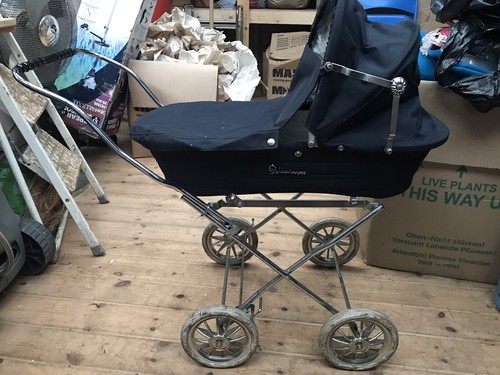 Silvercross dolls pram - dolls,