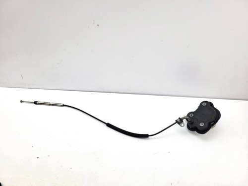 Rear boot lid emergency - rear,