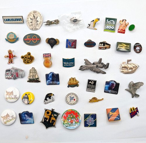 Pin badges bundle bus - badges,