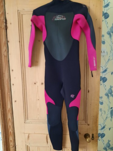 Skins legend xl - ,