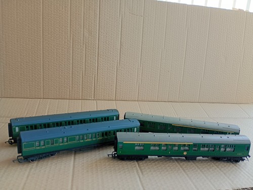 Hornby 00 gauge southern - *****hornby,