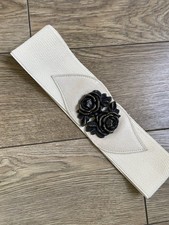 Ivory Elasticated Vintage Waspie Belt With Rose Clasp Size Medium VGC