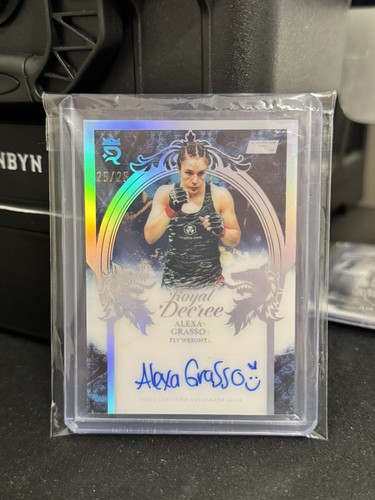 Topps 2025 ufc royalty - ufc, alexa