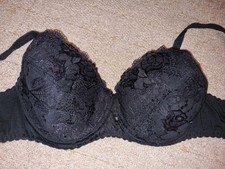 Gorgeous Black Floral M&CO