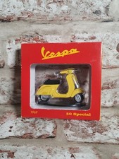 VESPA 2D Model Scooter Hand Painted Tin Scale Collectible Models 50 Special