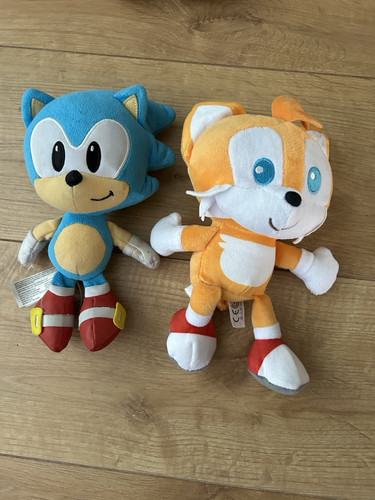 Sonic the hedgehog - hedgehog, tails
