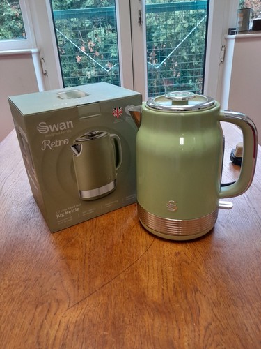 Swan retro jug kettle free - retro,