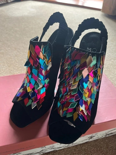 High vamp sequin front sandal