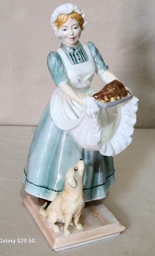 Royal worcester figurine the - figurine,