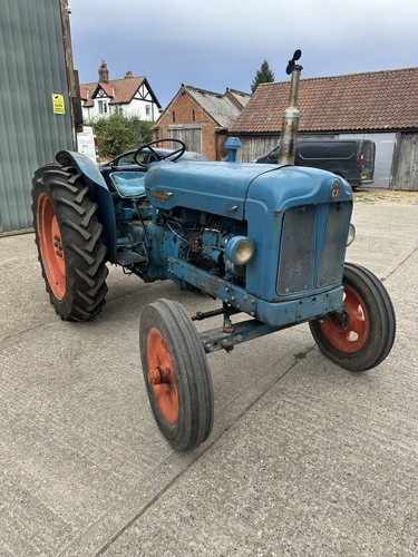 Fordson power major tractor - .,