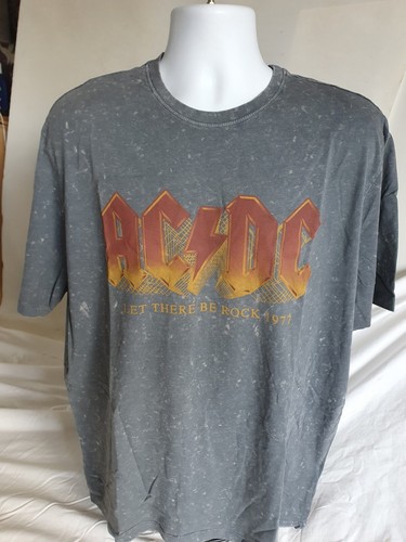Tour t shirt xl - ac/dc,