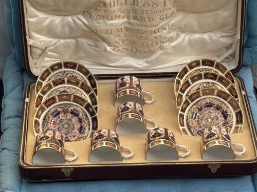 Cased 12pcs royal crown derby - cased,