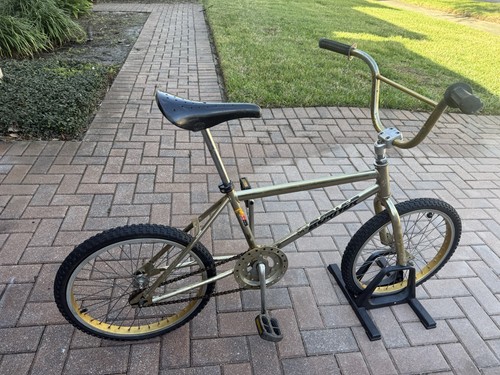 Very rare raleigh super - rare-raleigh,