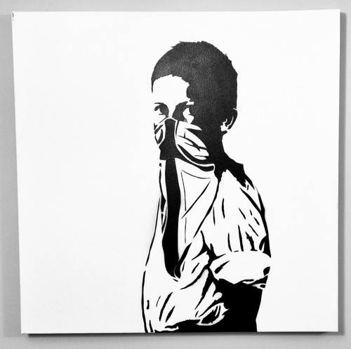 Hand sprayed canvas dolk - hand,