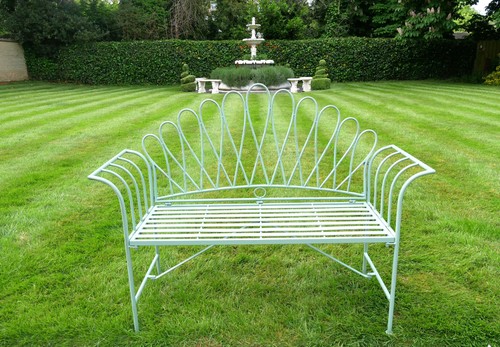 Sage green metal garden - green,