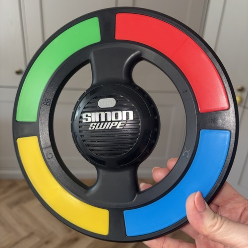 Hasbro simon swipe handheld - hasbro,