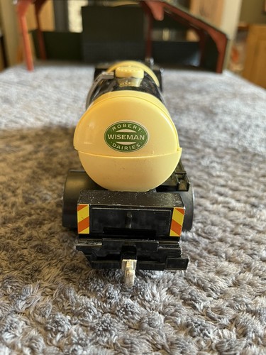 Britains leyland milk tanker - leyland,