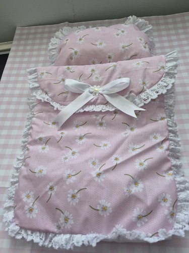 Pretty pink with white - ,