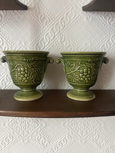 Holkham pottery grape design - grape,