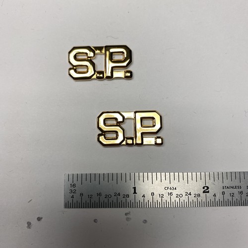 Gold police collar - -,