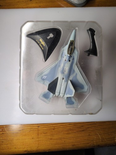 Maisto tomcat diecast - tomcat,