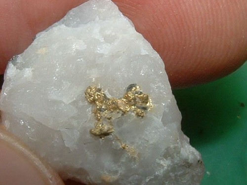 Gold quartz specimen 97 - specimen, 7.97