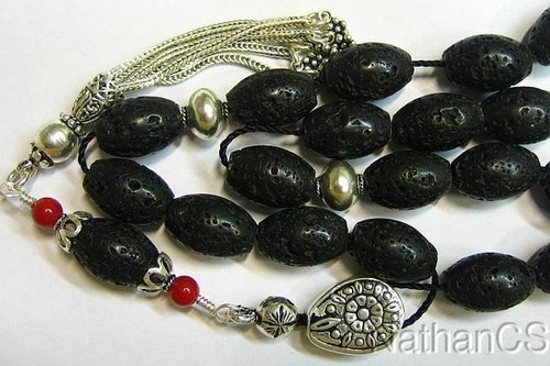 Greek komboloi worry - greek,