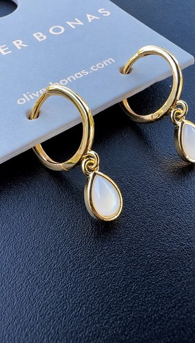 Oliver bonas pearl drop - pearl, huggie