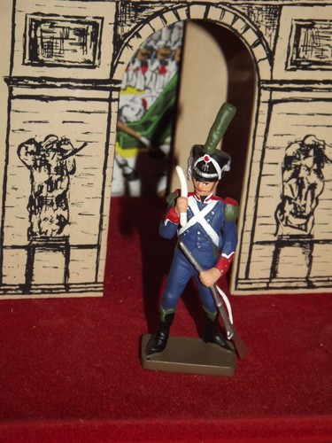 Starlux lead soldier - 84,