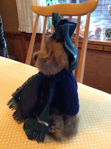 Scottish ronnie hek bear - hek,