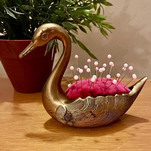 Vintage swan shaped metal pin - vintage,