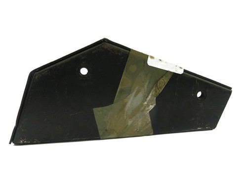 Lower mounting bracket - rh,