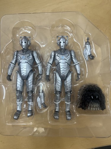 Cybermen action figures yeti - cybermen, &